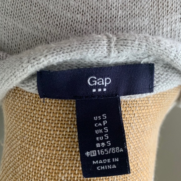 5 for $25 Gap Open Cardigan - Picture 4 of 5